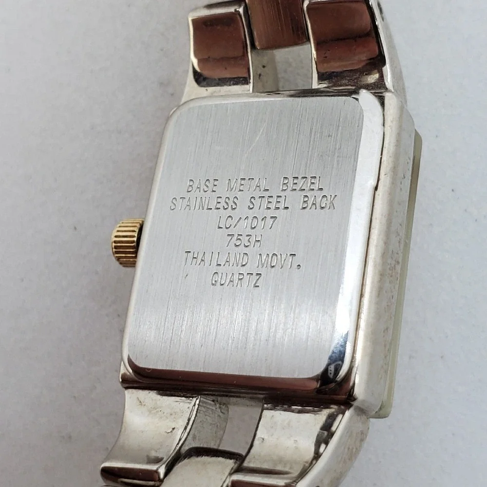 Liz Claiborne‎ Women's Watch 18MM Gray Dial Gray Gold Bracelet 5.75